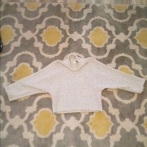 Beautiful soft sweater ! Worn 2x